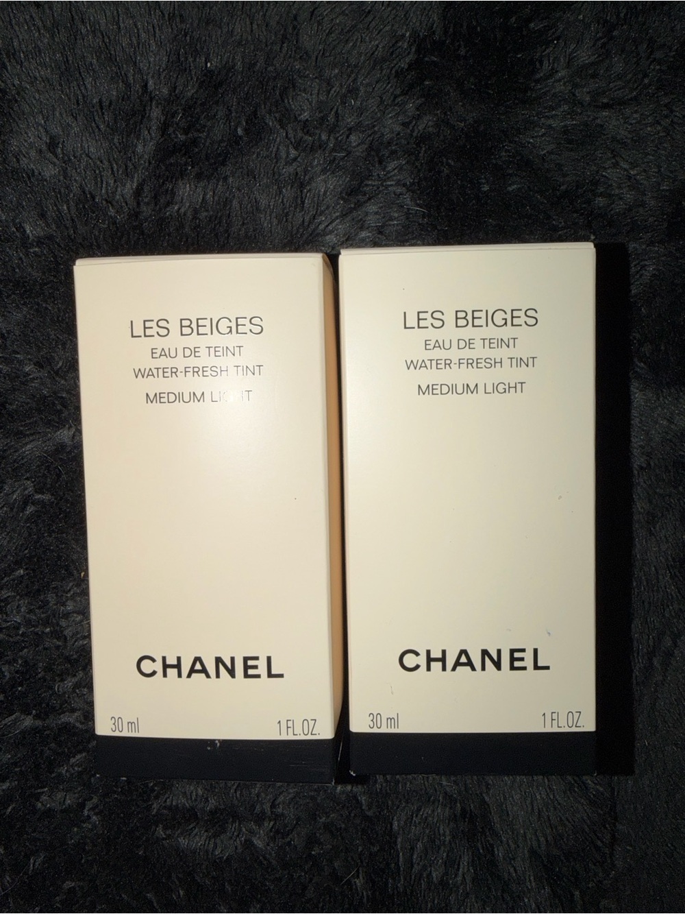 CHANEL Les Beiges Water-Fresh Tint Medium Light - Beige